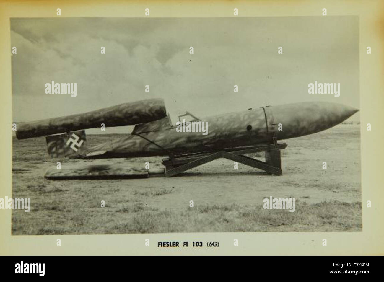 Il Fiesler Fi-5 era un aereo sportivo monoposto tedesco utilizzato negli anni '1930 Era caratterizzato da un design monoplano ad ala bassa ed era popolare nelle competizioni acrobatiche. L'aereo è esposto nella collezione SDASM, che rappresenta l'evoluzione dell'aviazione tedesca durante il periodo interbellico. Foto Stock