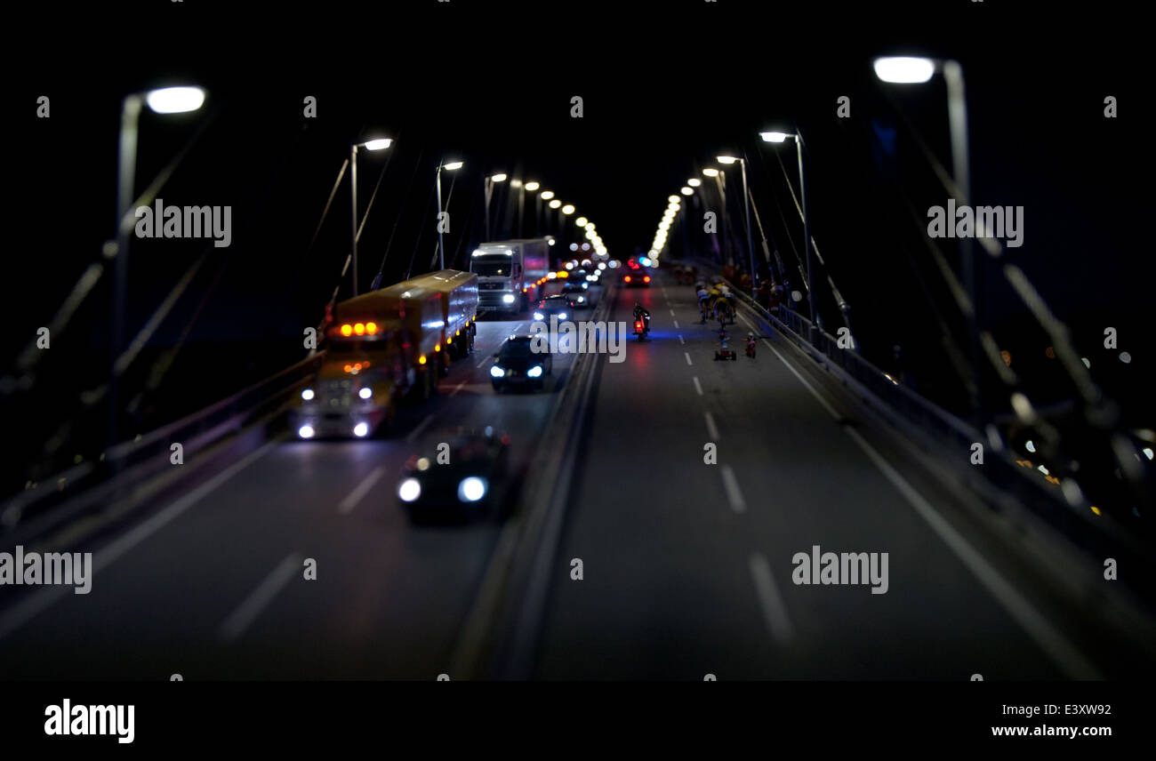 Modello di notte in autostrada in Wonderland in Miniatura a Amburgo, Germania Foto Stock