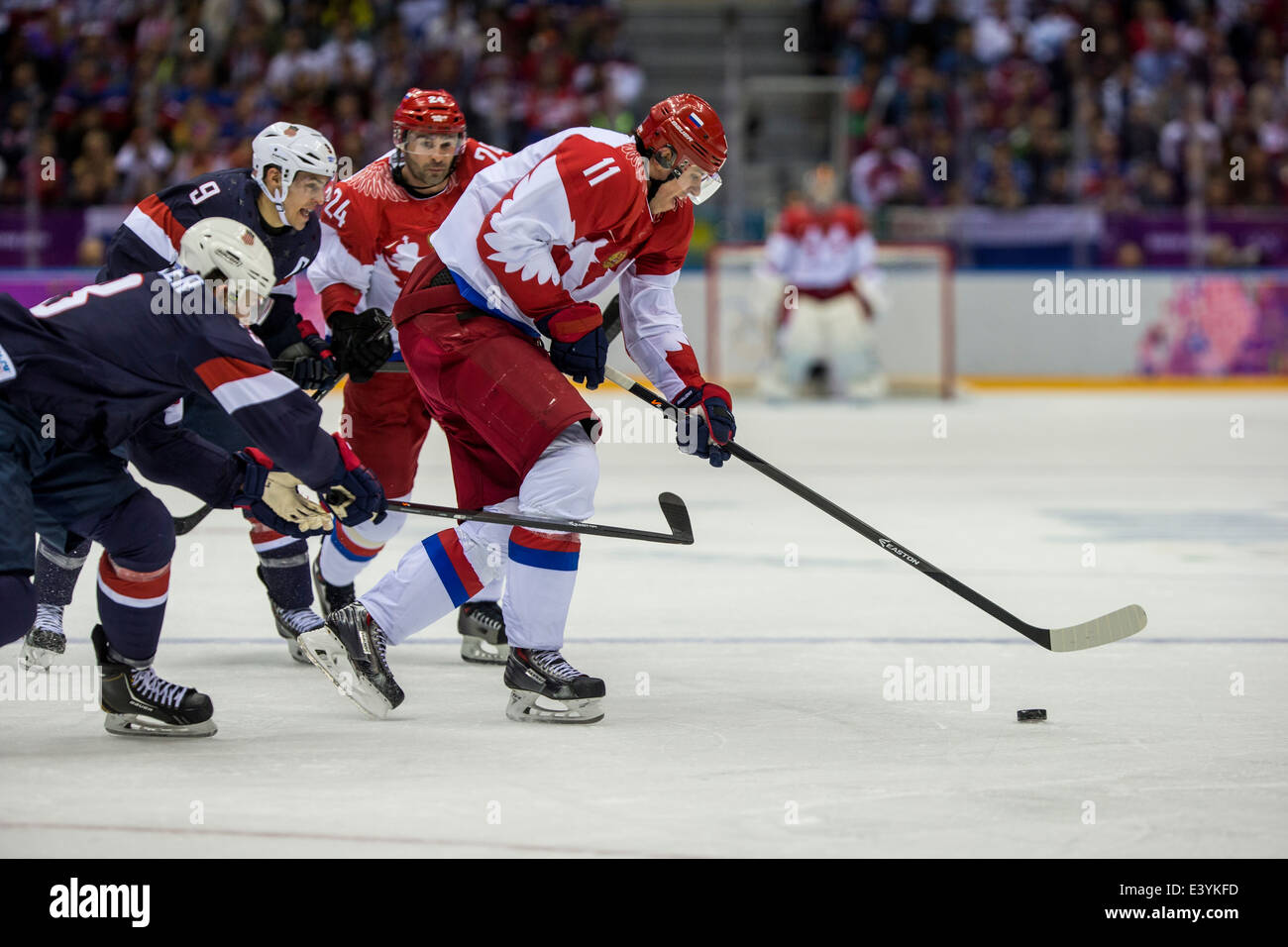 Yevgeni Malkin (RUS) durante l'hockey su ghiaccio vs USA presso i Giochi Olimpici Invernali, Sochi 2014 Foto Stock