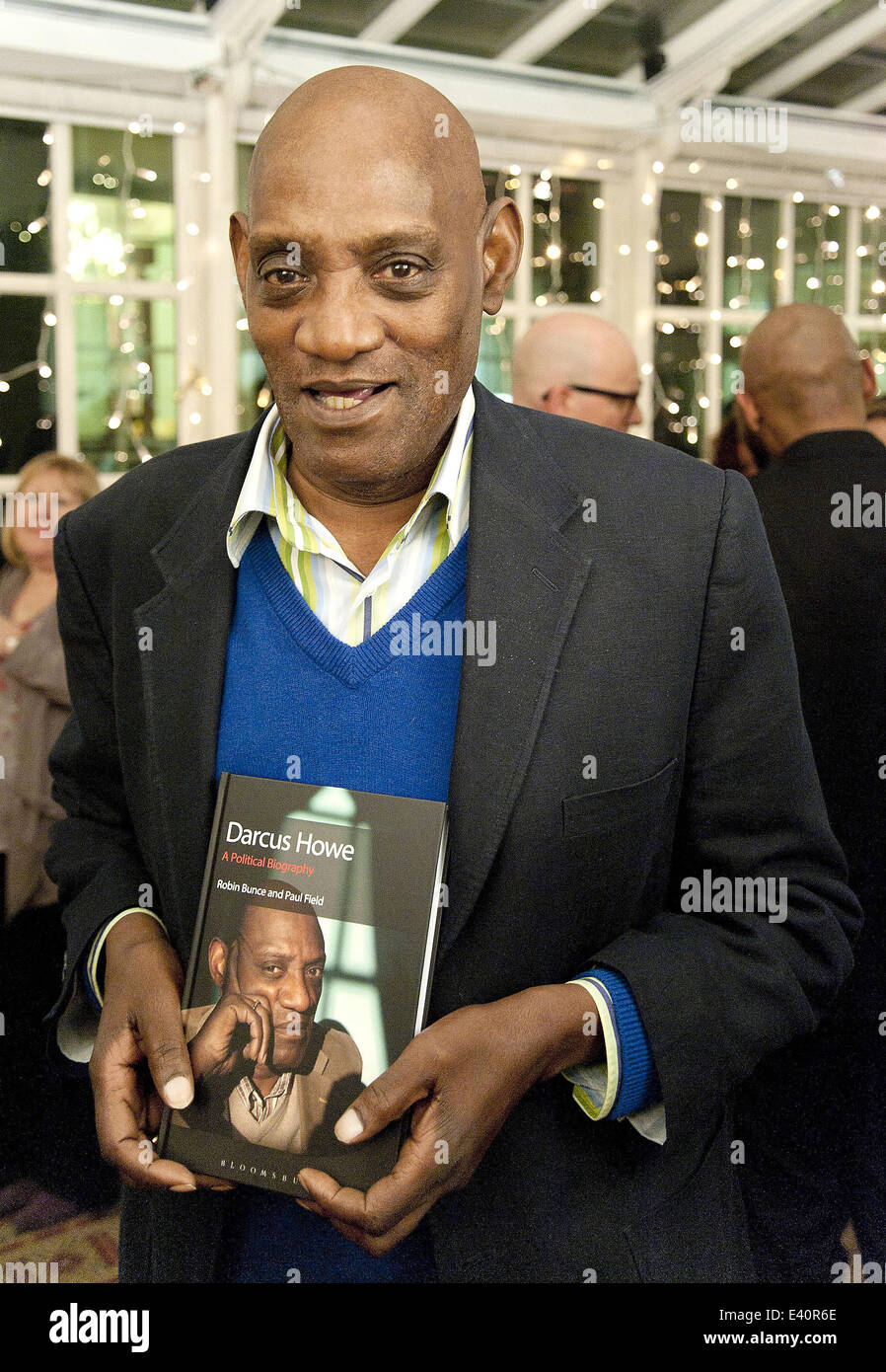 Emittente britannica Darcus Howe assiste il lancio del libro in suo onore per 'Darcus Howe: una biografia politica' dagli autori Robin Bunce e Paolo campo dotato di: Darcus Howe dove: Londra, Regno Unito quando: 11 Dic 2013 Foto Stock