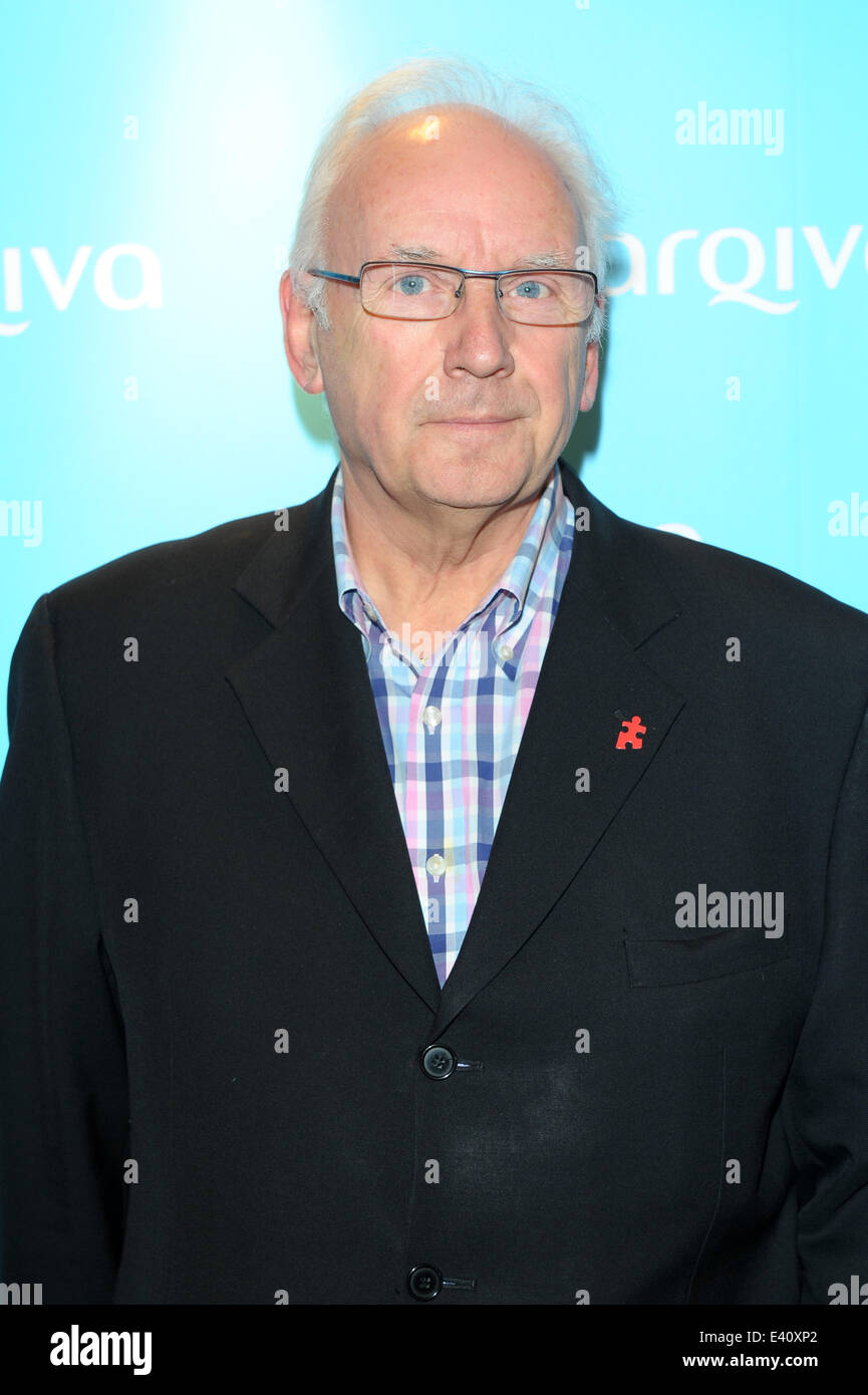 Accademia Radio Hall of Fame tenutasi presso il Savoy Hotel - Arrivi con: Pete Waterman dove: Londra, Regno Unito quando: 12 Dic 2013 Foto Stock
