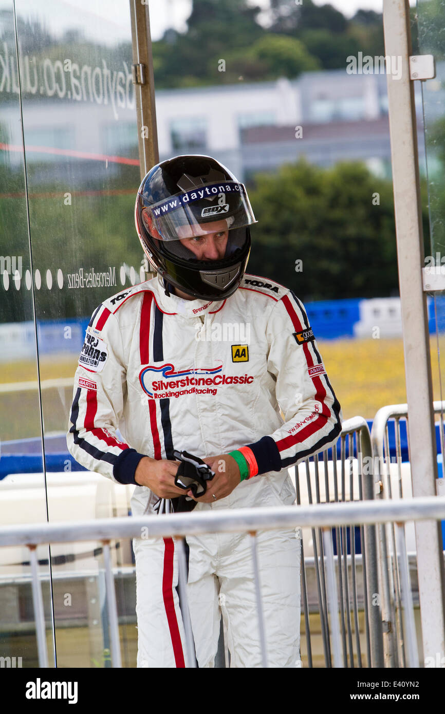 Strictly Come Dancing di Brendan Cole prendendo parte a Go-Karting al Mercedes-Benz World presso il famoso circuito di Brooklands nel Surrey, la raccolta di fondi per l'Henry Surtees Foundation. Brooklands 01.07.2014 Theodore Liasi/Alamy Live News Foto Stock