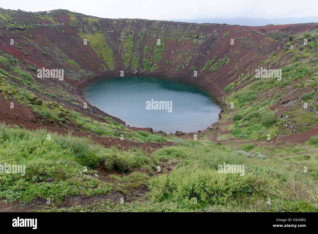 Il cratere del lago Kerid o Kerith, Grimsnes campo vulcanico, Tjarnarholar, Reykanes Langjökull area, Sudurland, Street di Selfoss Foto Stock