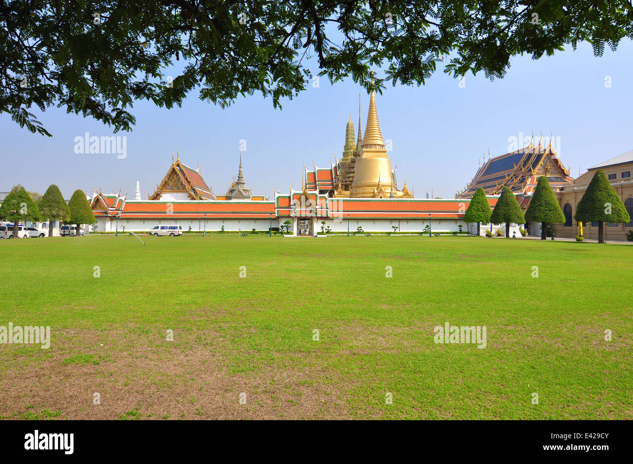 Il Wat Phra Kaew (il Tempio del Buddha di smeraldo), Bangkok in Thailandia. Foto Stock