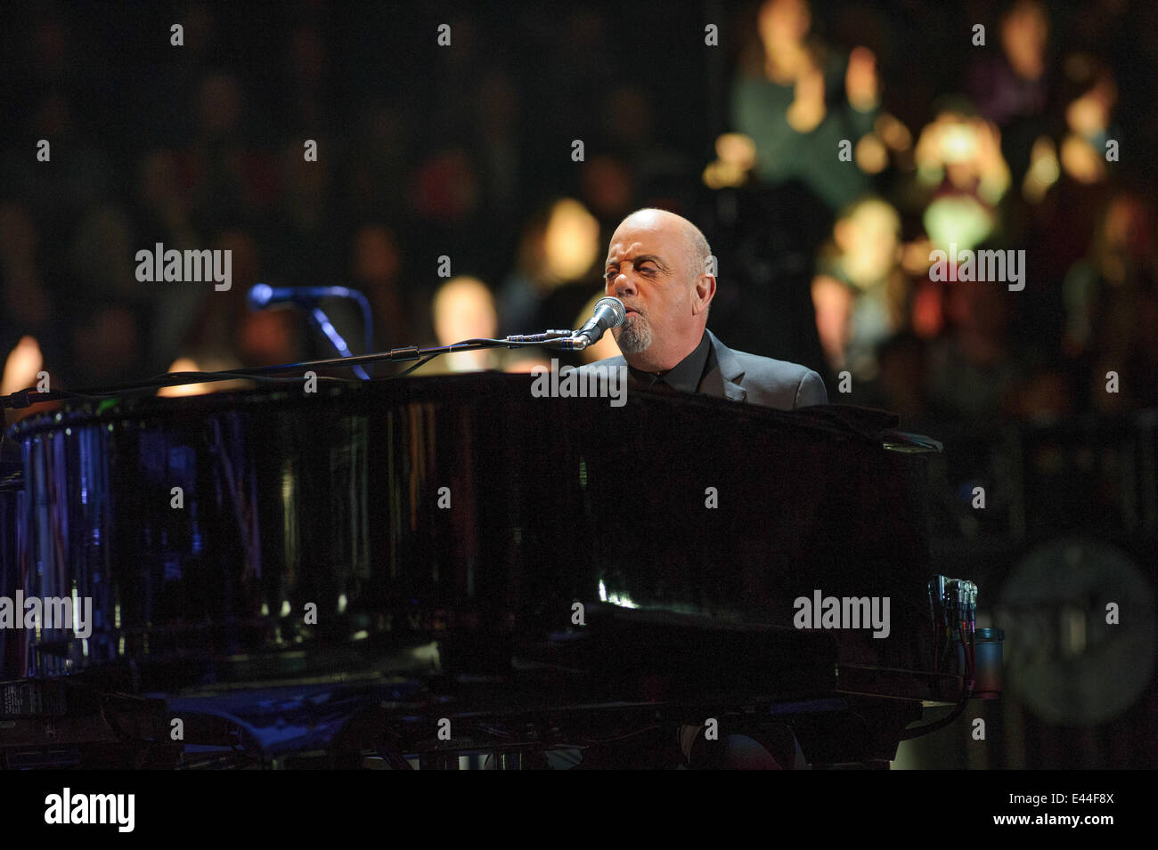 Billy Joel esegue per la prima volta come artista in residenza presso il Madison Square Garden con: Billy Joel dove: New York New York, Stati Uniti quando: 27 Gen 2014 Foto Stock