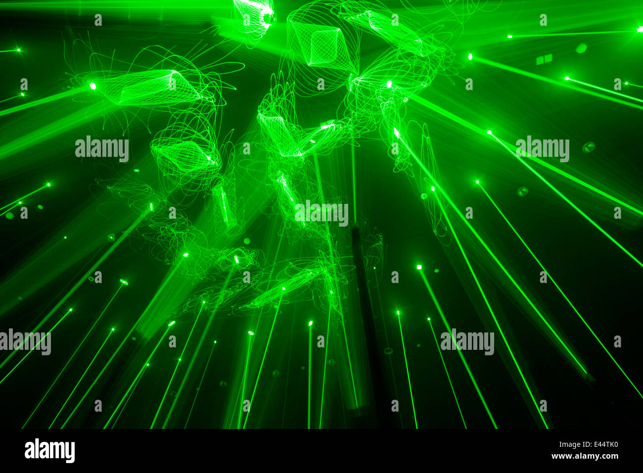 Laser di marshmallow Festa della "foresta", parte della rivoluzione digitale mostra presso il Barbican a spazio di Bloomberg Foto Stock