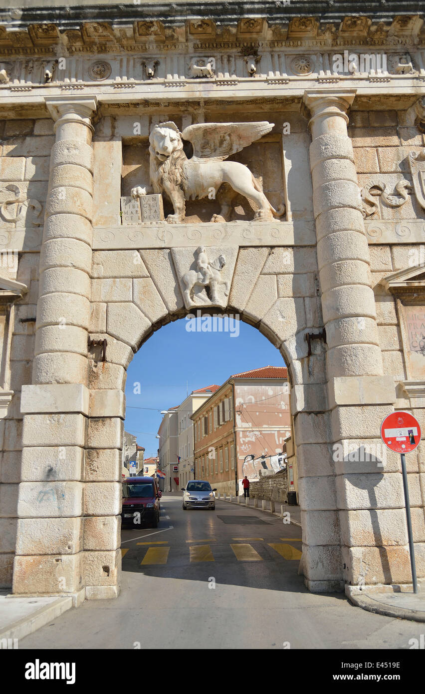 Kopnena Vrata porta terra dall'architetto Michele Sanmicheli con il leone di Venezia o il Leone di San Marco, Zara, Dalmazia, Croazia Foto Stock