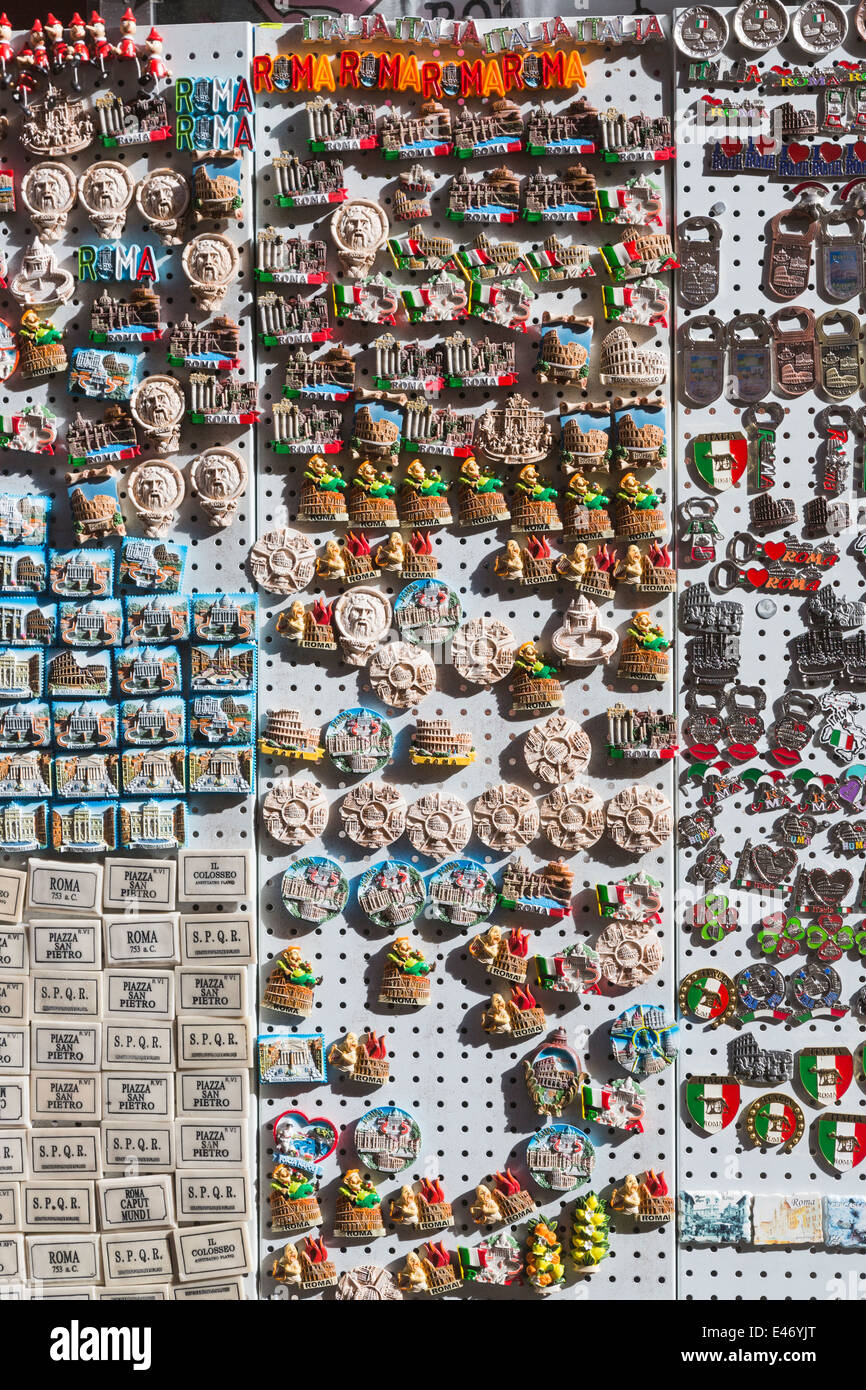 Set Di 6 Calamite Da Frigo 4D Souvenir Di Roma – Italia – Centurione, Colosseo, Fontana Di Trevi - 3