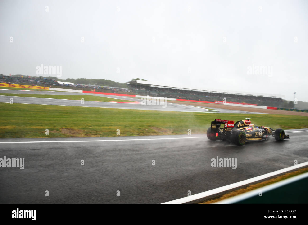 Romain Grosjean (FRA), Team Lotus F1, in azione presso il British Grand Prix F1, Silverstone, UK. Foto Stock