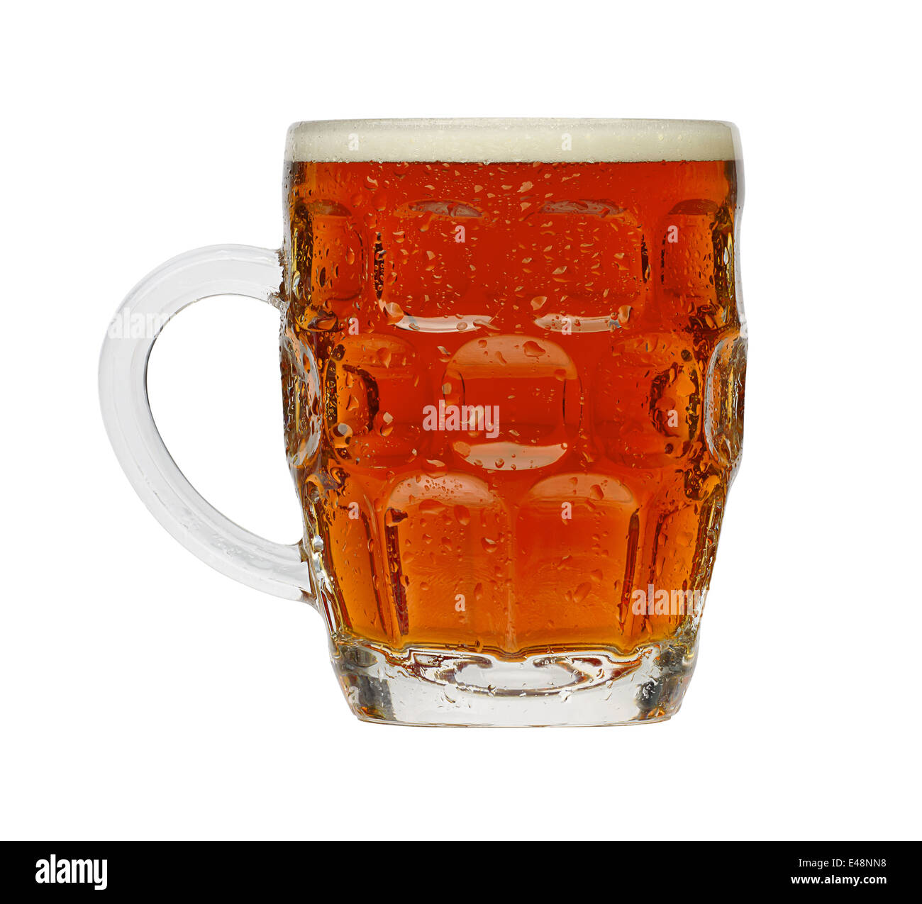 Tradizionale pinta di birra in un tipico British vetro increspato Foto Stock