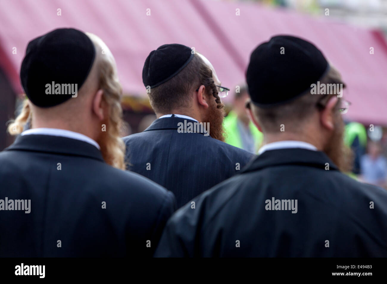 Gli ebrei ortodossi a Praga Repubblica Ceca Foto Stock