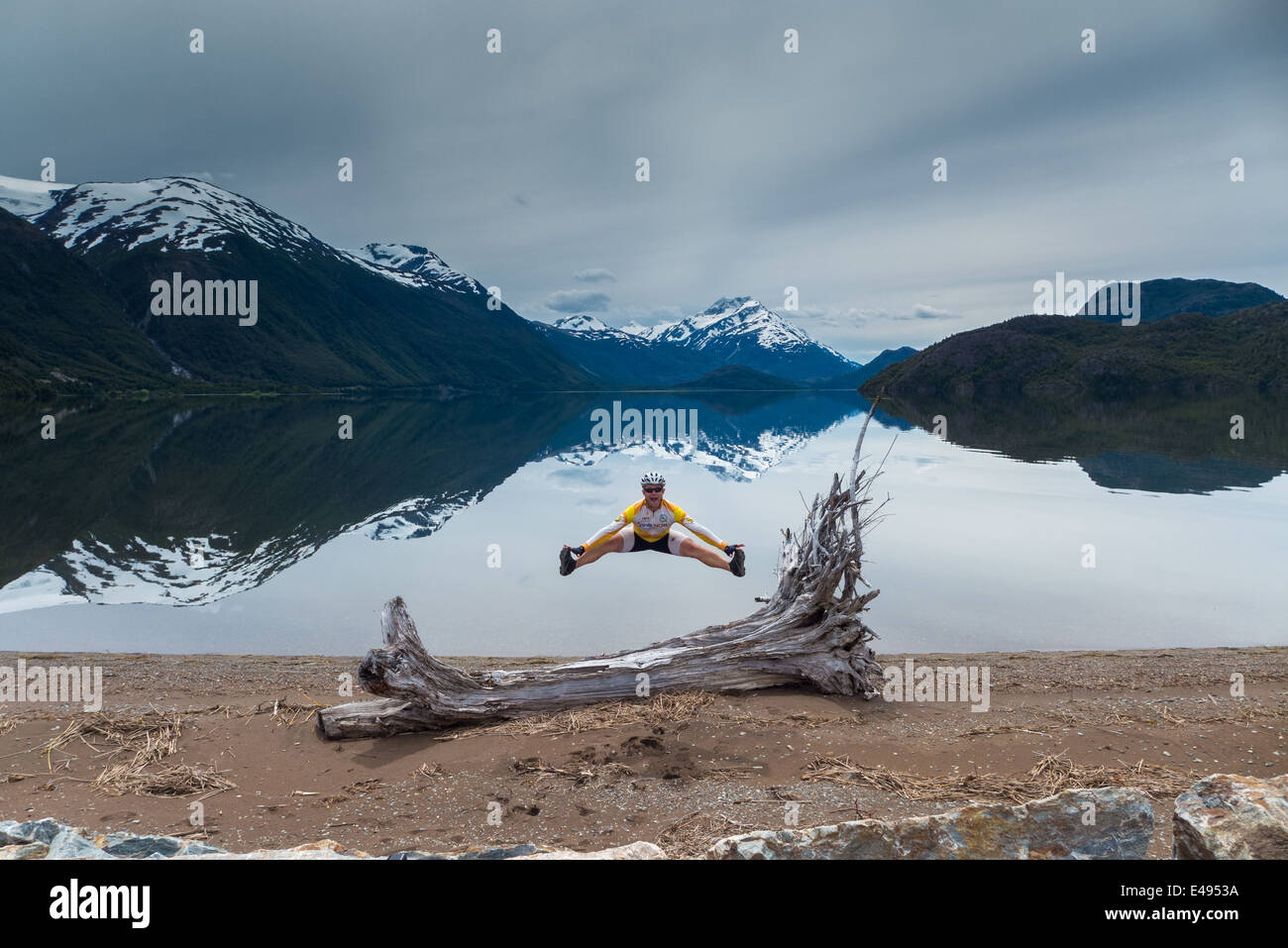 Ciclista jumping, Cile Foto Stock