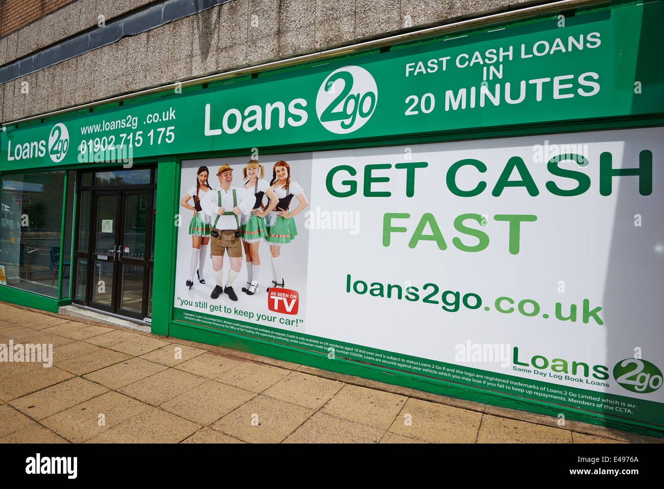 Prestiti 2Go un giornale di bordo di prestito Darlington Shop Street Wolverhampton West Midlands, Regno Unito Foto Stock