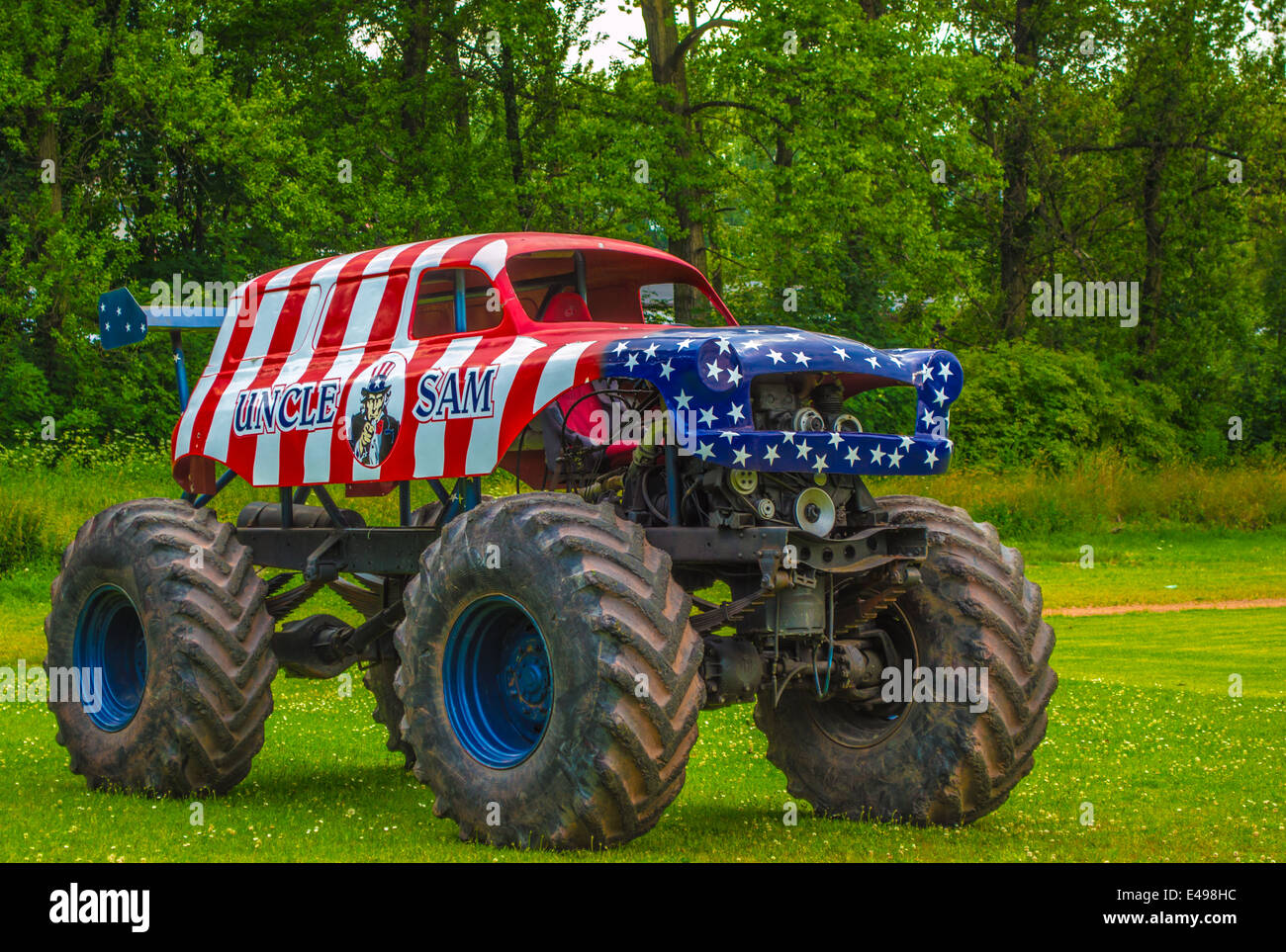Monster jam truck immagini e fotografie stock ad alta risoluzione Alamy