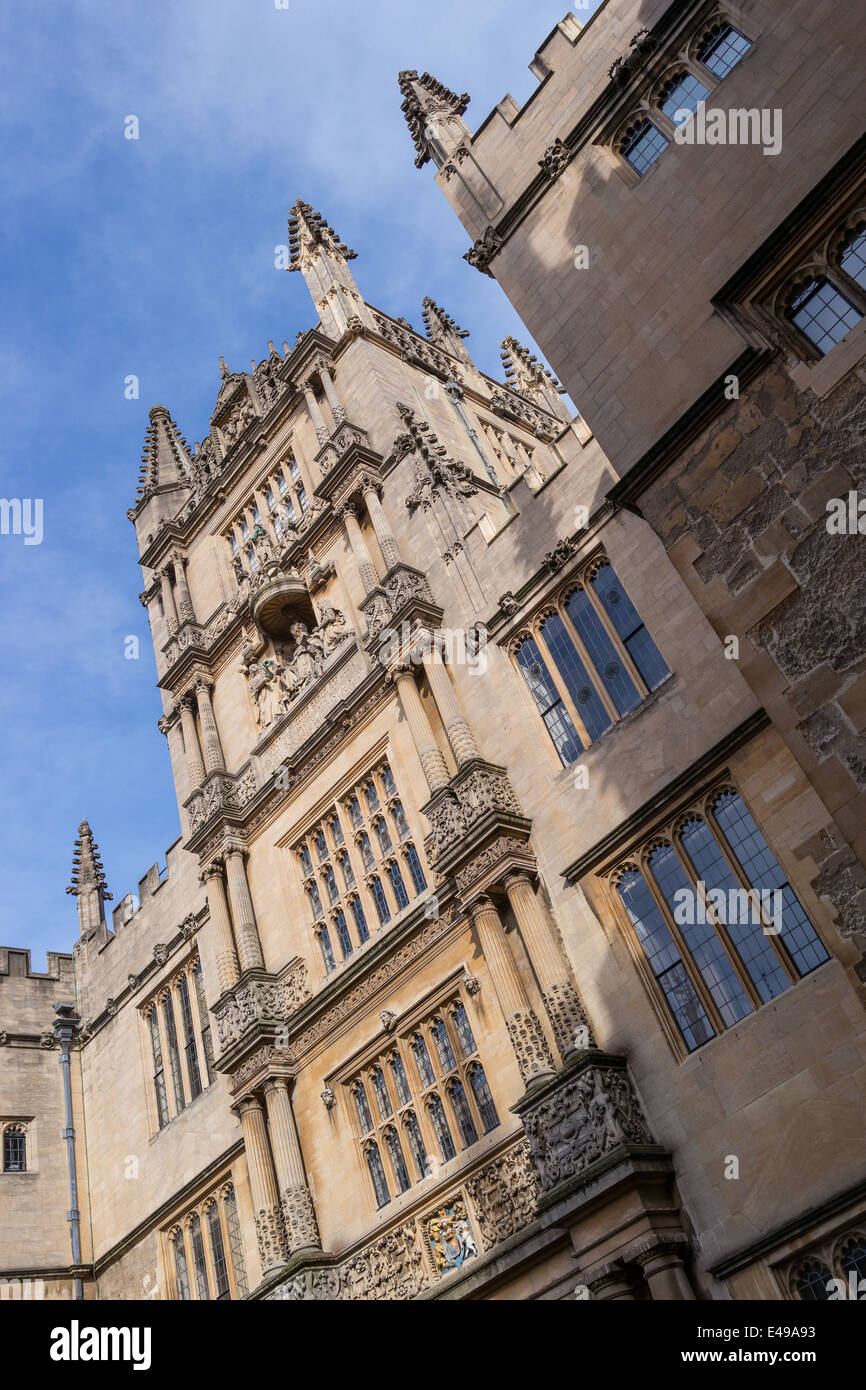 La Libreria di Bodleian cortile, Università di Oxford, Regno Unito Foto Stock