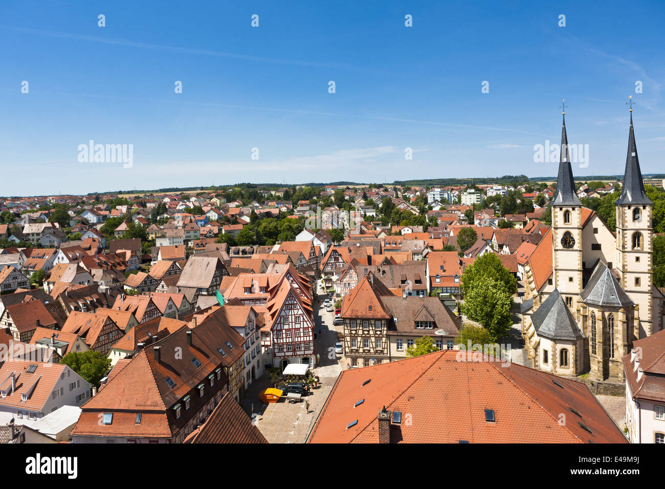 Germania Baden-Wuerttemberg, Bad Wimpfen., vista città storica con la chiesa collegiata di San Pietro Foto Stock