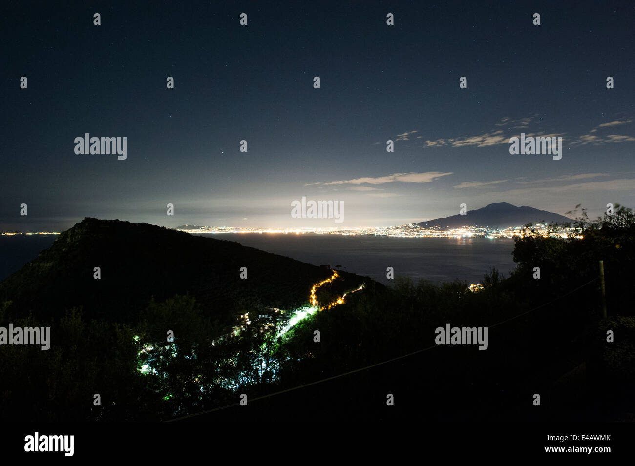 L'Italia, Napoli, la città ai piedi del Vesuvio Foto Stock