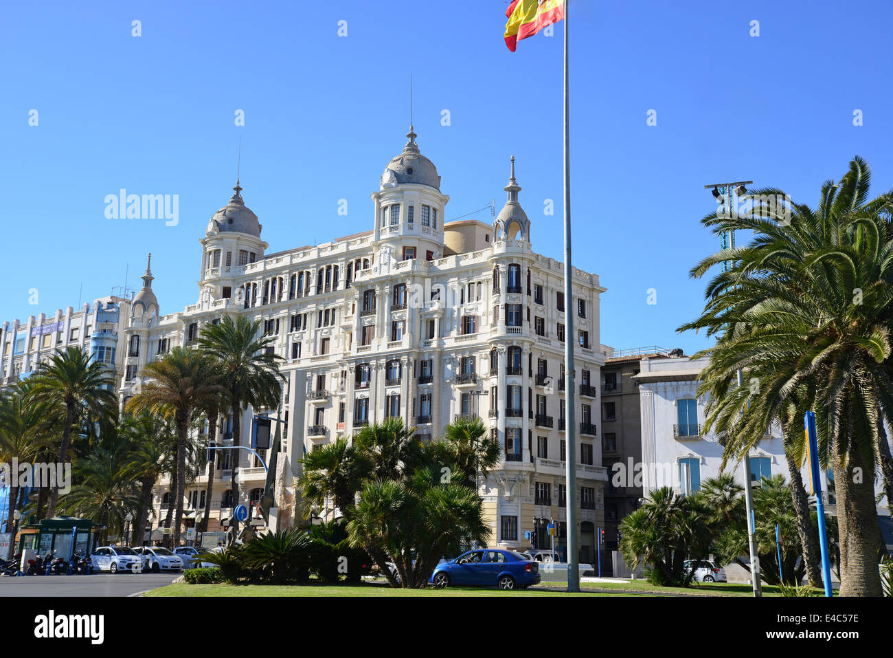 Plaza Puerta del Mar, Alicante, Costa Blanca, Alicante provincia, il Regno di Spagna Foto Stock