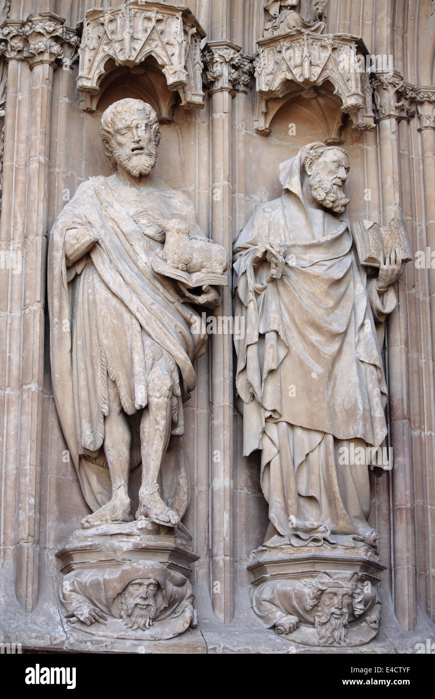 Bassorilievi nella cattedrale gotica di Palma de Mallorca, Spagna Foto Stock