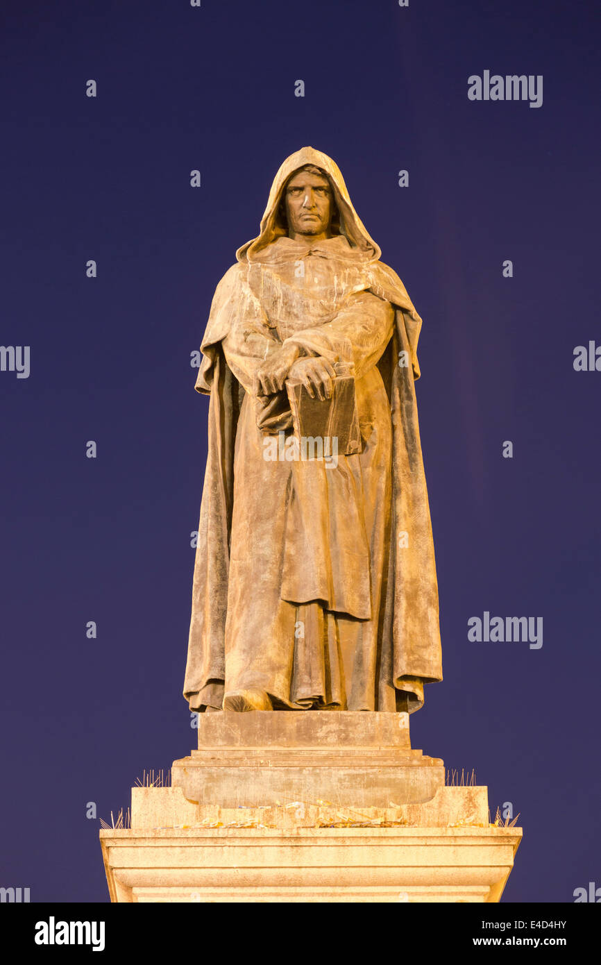 Statua di Giordano Bruno, Campo de' Fiori, di notte, Roma, lazio, Italy Foto Stock