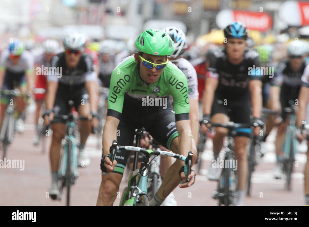 Bauke Mollema (Paesi Bassi) di Belkin-Pro Cycling Team al traguardo nel centro commerciale sulla scena tre Cambridge a Londra Foto Stock