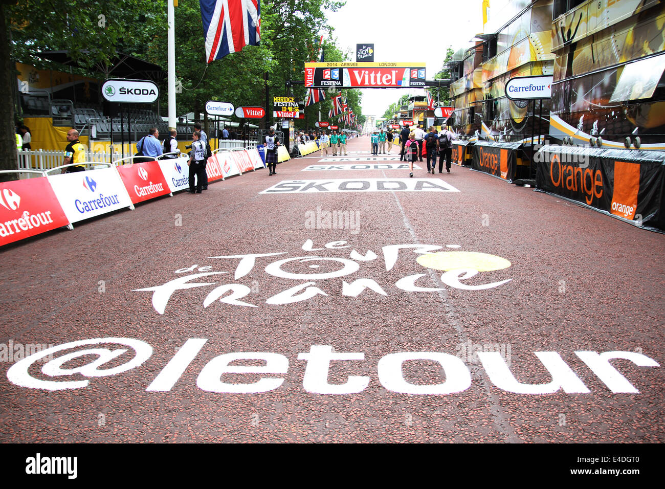 Skoda annunci al traguardo nel centro commerciale sulla scena tre Cambridge a Londra nel 2014 Tour de France Foto Stock