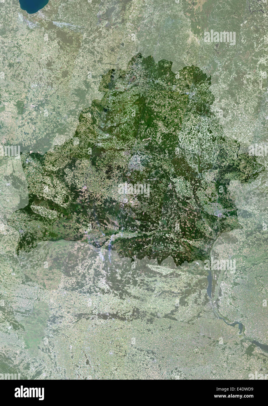 La Bielorussia, Europa, True Color satellitare immagine con maschera. Vista satellitare della Bielorussia (con maschera). Questa immagine è stata elaborata sulla base dei dati Foto Stock