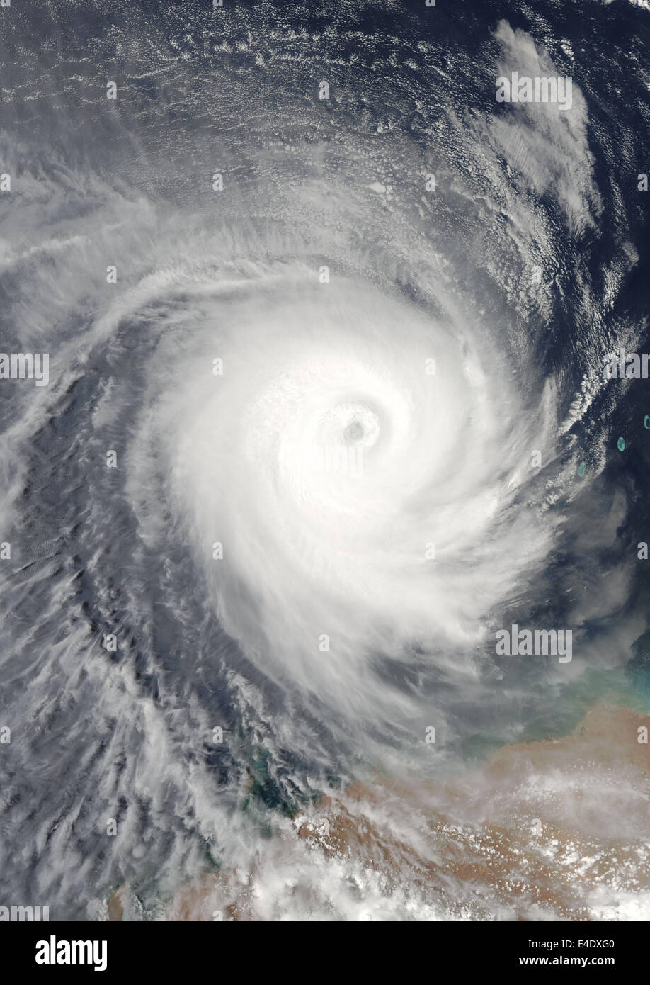 Cyclone Billy, in Australia, nel 2008, vero colore immagine satellitare. Ciclone tropicale Billy oltre l'Oceano Indiano al largo delle coste W Foto Stock