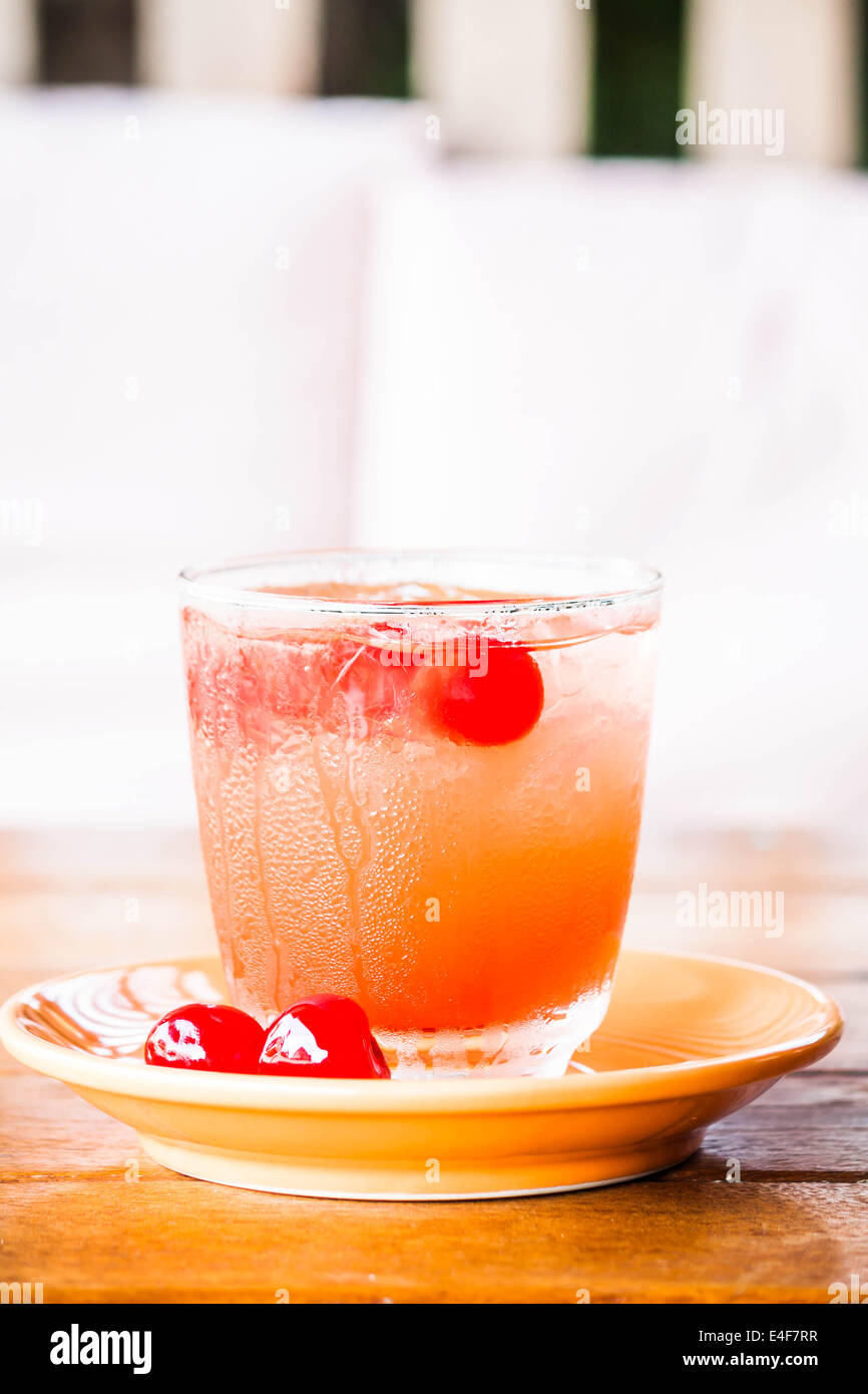 Firma a bere con impasto fresco succo di frutta soda Foto Stock
