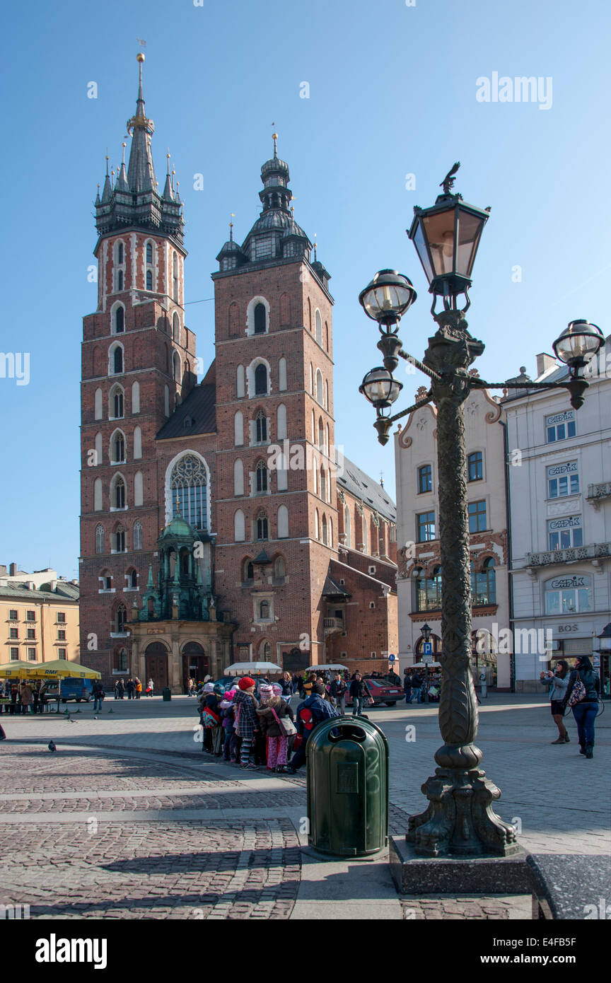 La chiesa più famosa in Polonia; St. Mary's Basilica. Foto Stock