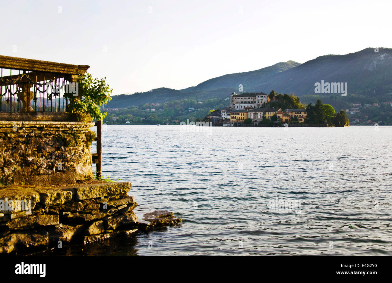 Architettura del lago d'Orta Isola di San Giulio Foto Stock