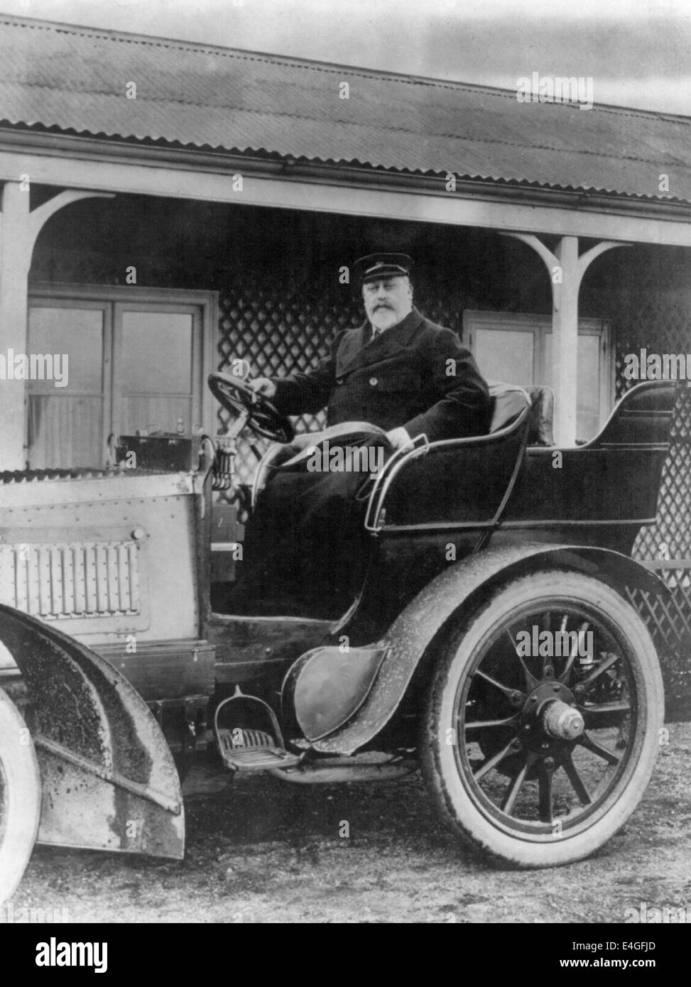 Edward VII re - a royal automobilist, circa 1902 Foto Stock