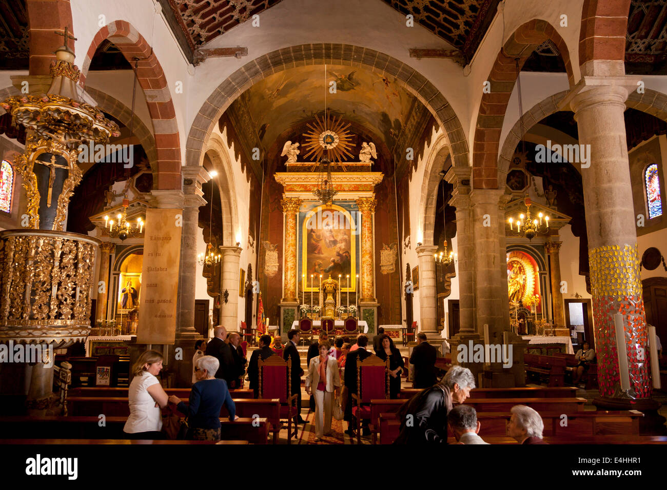 Interno della chiesa Iglesia Matriz de El Salvador a Santa Cruz de La Palma, capitale dell'isola La Palma Isole Canarie Foto Stock
