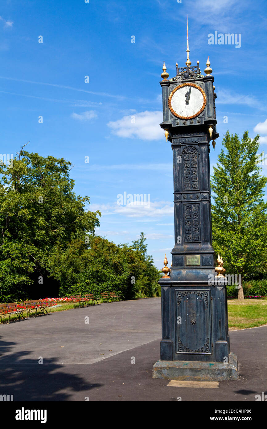 Il 'Piccolo Ben' orologio in Brockwell Park, Londra. Foto Stock