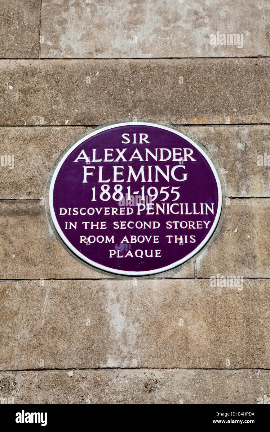 Sir Alexander Fleming di placca St. Mary s Hospital di Londra. La posizione in cui Fleming scoprì la penicillina. Foto Stock