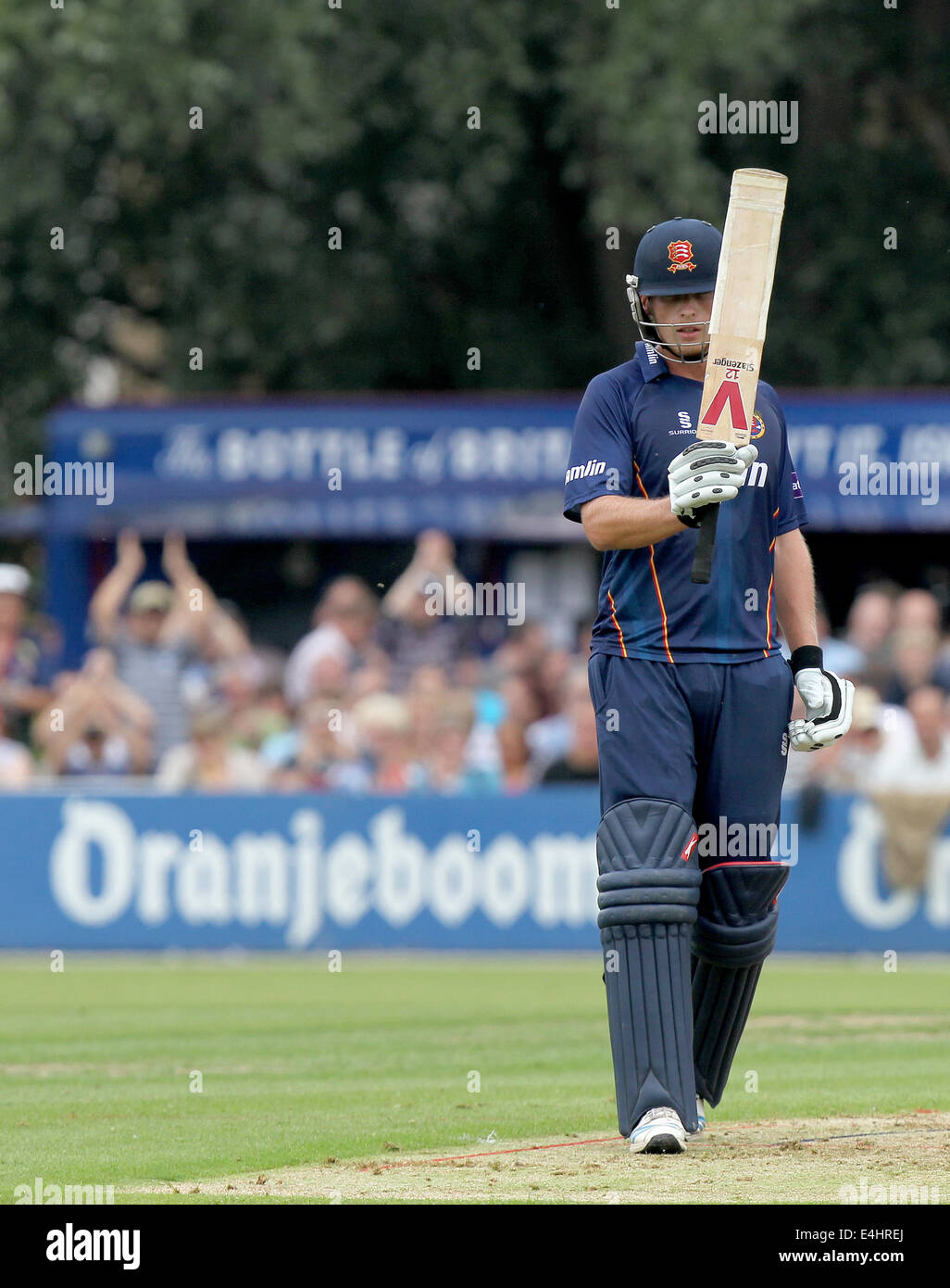 Colchester, Essex, Regno Unito. 12 Luglio, 2014. NatWest T20 Blast, Essex versus Kent Spitfires. Tom Westley festeggia i suoi cinquanta mentre alla battuta per Essex Credit: Azione Plus sport/Alamy Live News Foto Stock