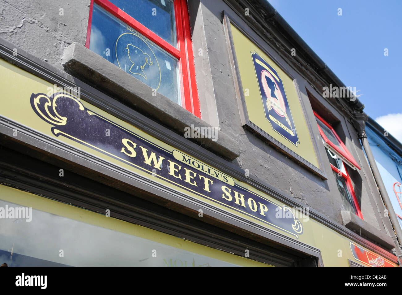 Segno al di fuori di un dolce tradizionale shop Foto Stock