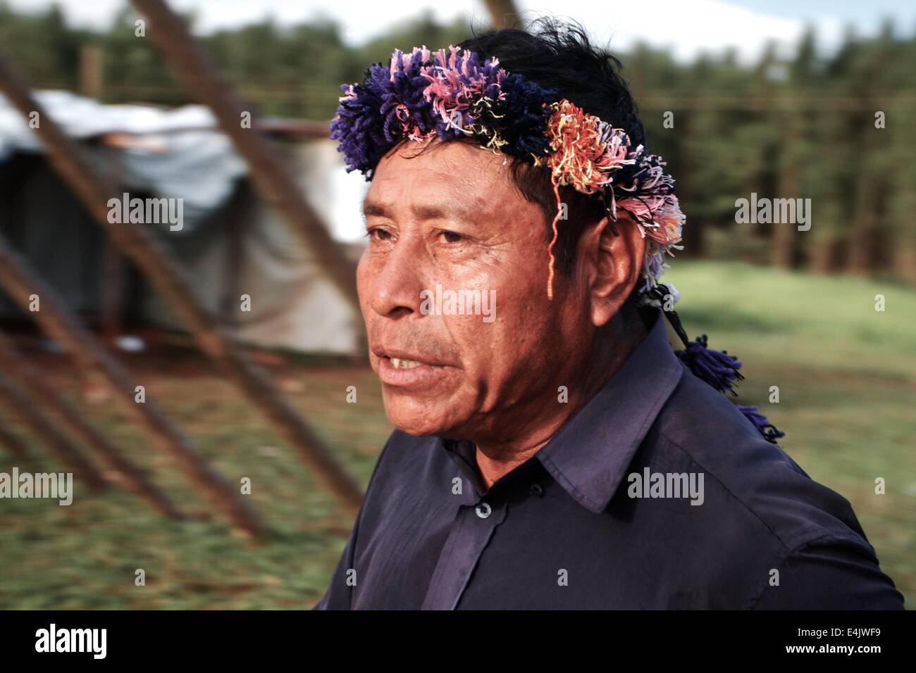 Uomo indigeno. Foto Stock