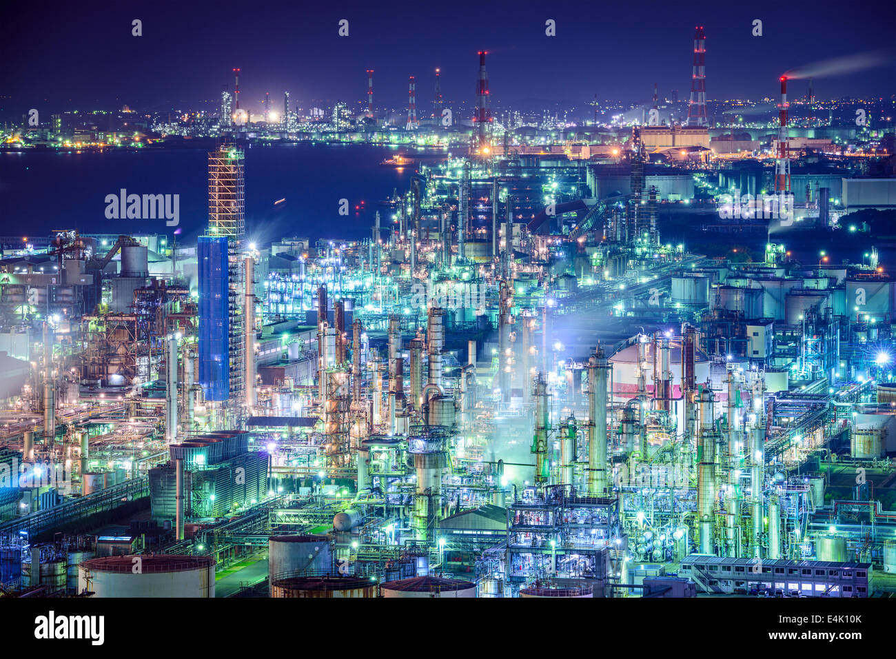 Skyline industriale di Yokkaichi, Giappone. Foto Stock