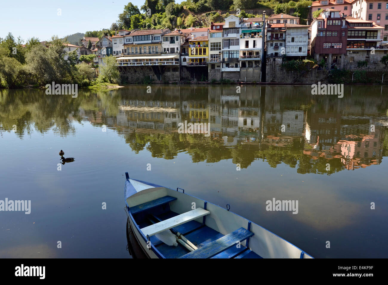 Fiume tamega presso Amarante, Portogallo Foto Stock