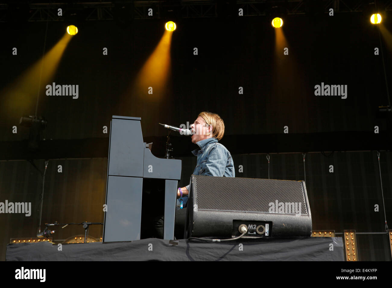 Tom Odell live in Hyde Park, Barclaycard British Summer Time Festival Foto Stock