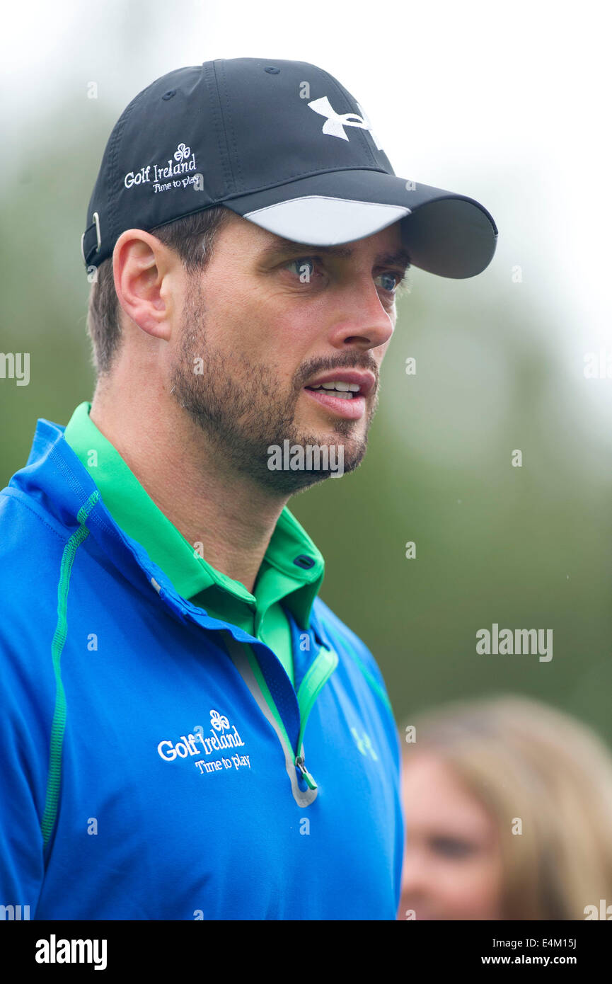 Ex cantante Boyzone Keith Duffy su un campo da golf. Foto Stock