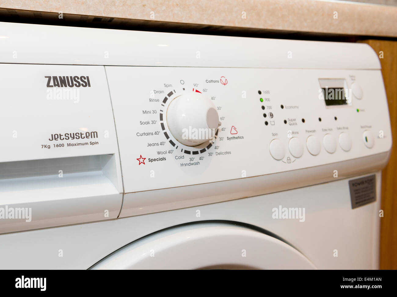 Un Zanussi lavatrice pannello di controllo Foto Stock