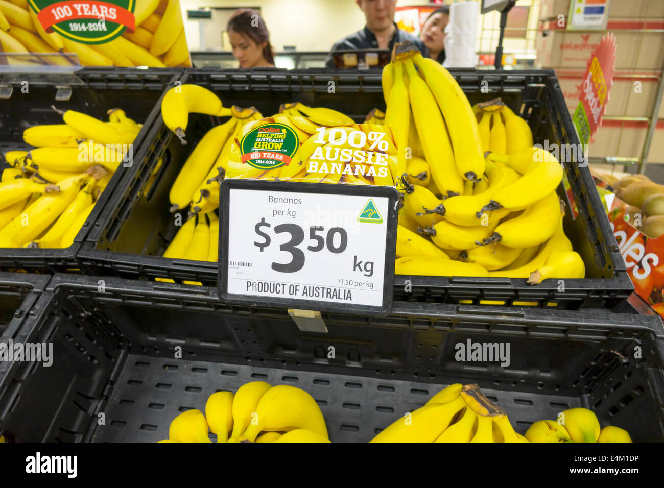 Melbourne Australia,Coles Central,negozio,di alimentari,supermercato,vendita,di,prodotti,di,banana,prezzo,per kg,AU140317035 Foto Stock