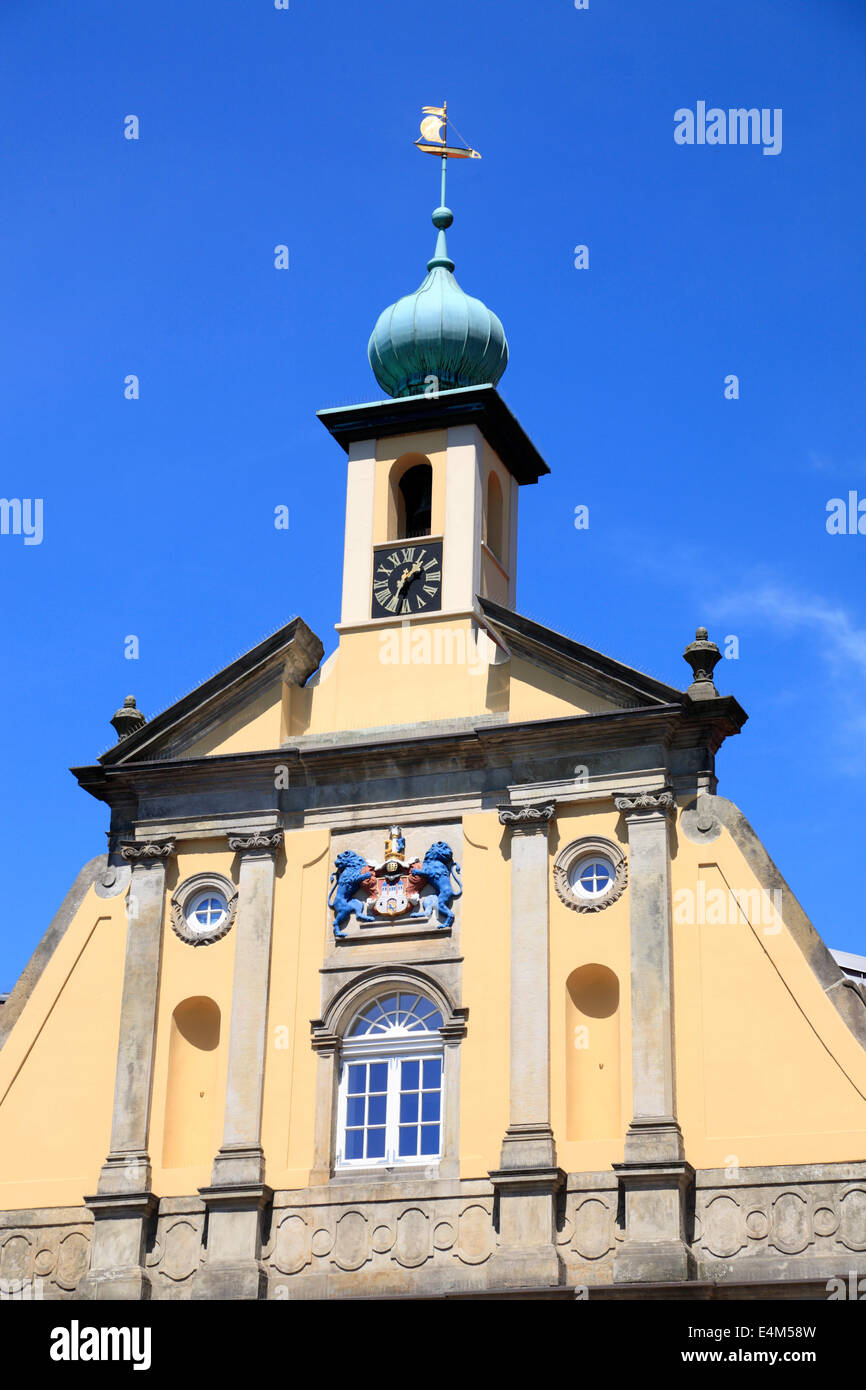 Timpano di vecchio magazzino ( Kaufhaus), ora Hotel Altes Kaufhaus, Wasserviertel, Lueneburg, Lüneburg, Bassa Sassonia, Germania, Europa Foto Stock