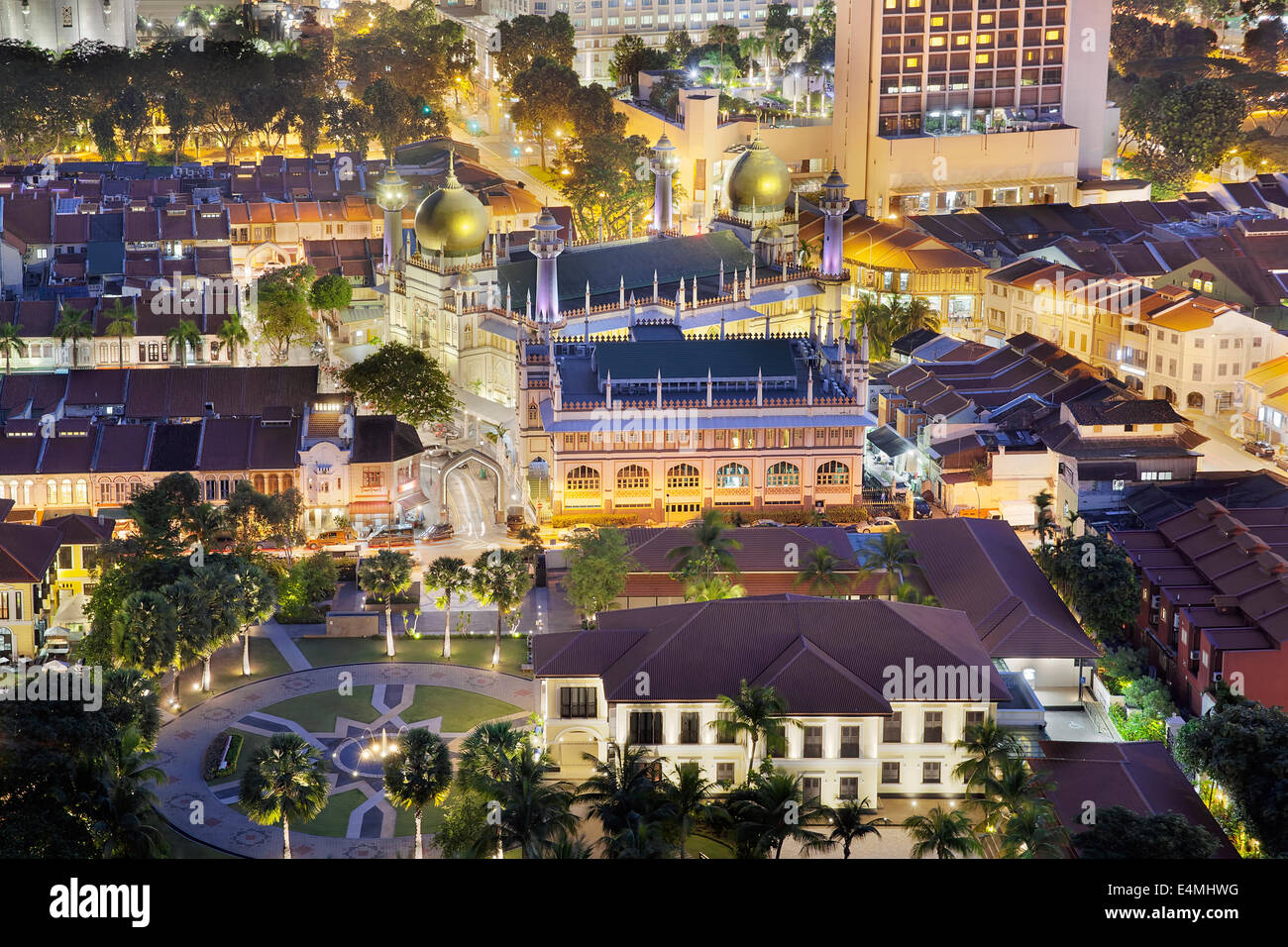 La Moschea del Sultano in Malese Kampong Glam di Notte Vista aerea Foto Stock
