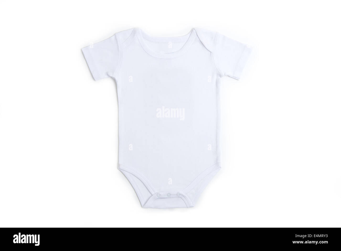 Il manicotto corto baby vestiti in bianco su sfondo bianco Foto Stock