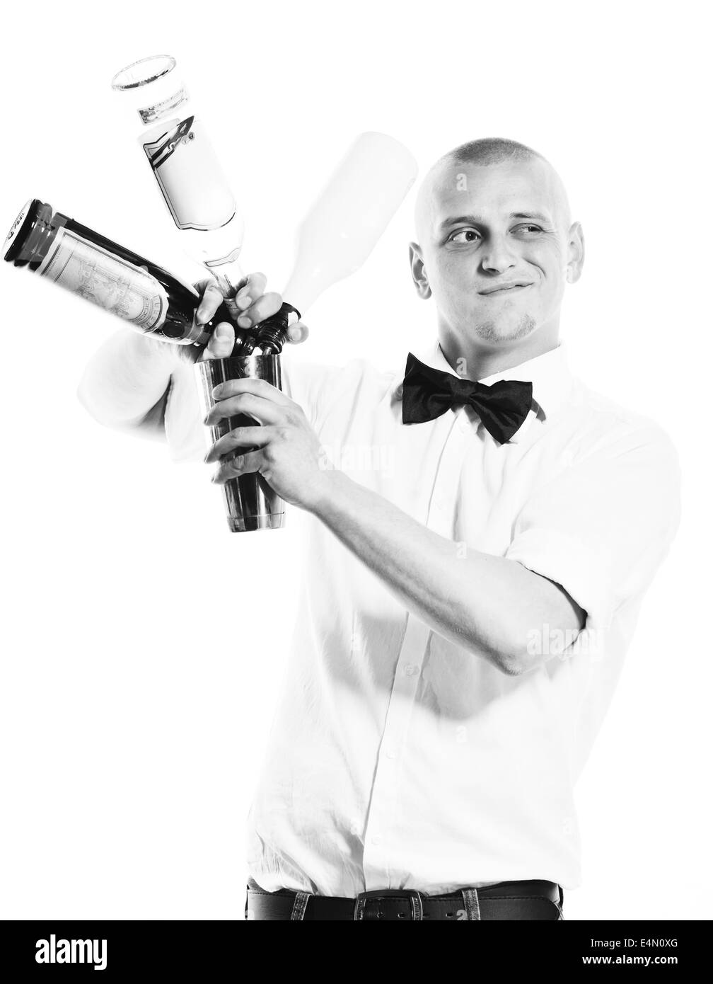 Barman ritratto isolato su sfondo bianco Foto Stock