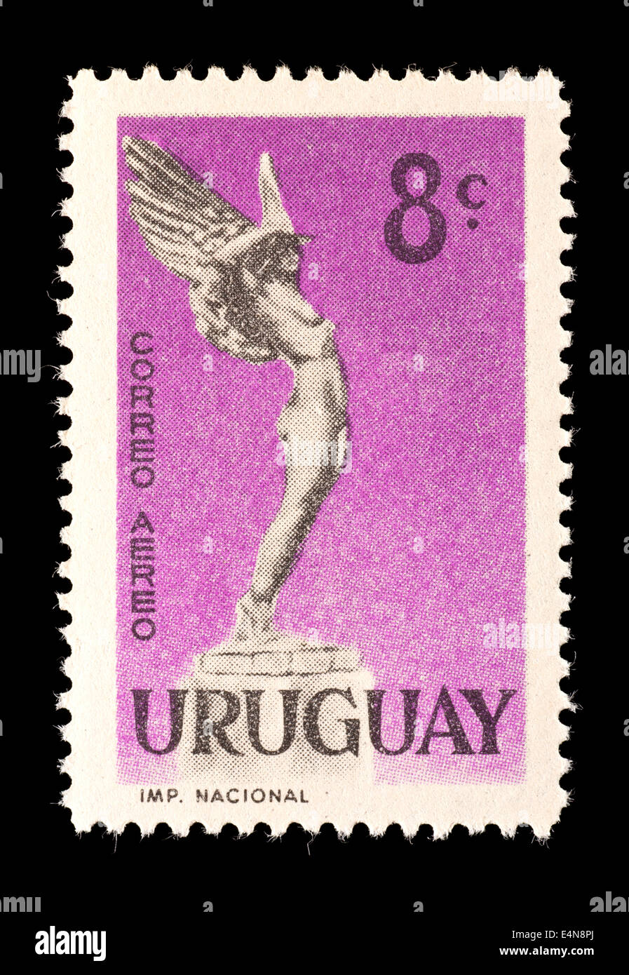 Francobollo da Uruguay raffigurante la scultura "fuga", il monumento ai caduti aviatori. Foto Stock