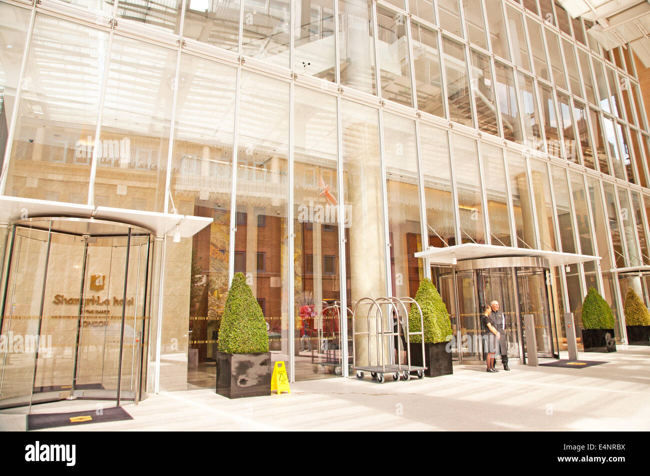 L'hotel Shangri-La nella costruzione di Shard,Londra,UK Foto Stock